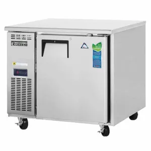 Everest - ETF1. Commercial 35 Undercounter Worktop Freezer